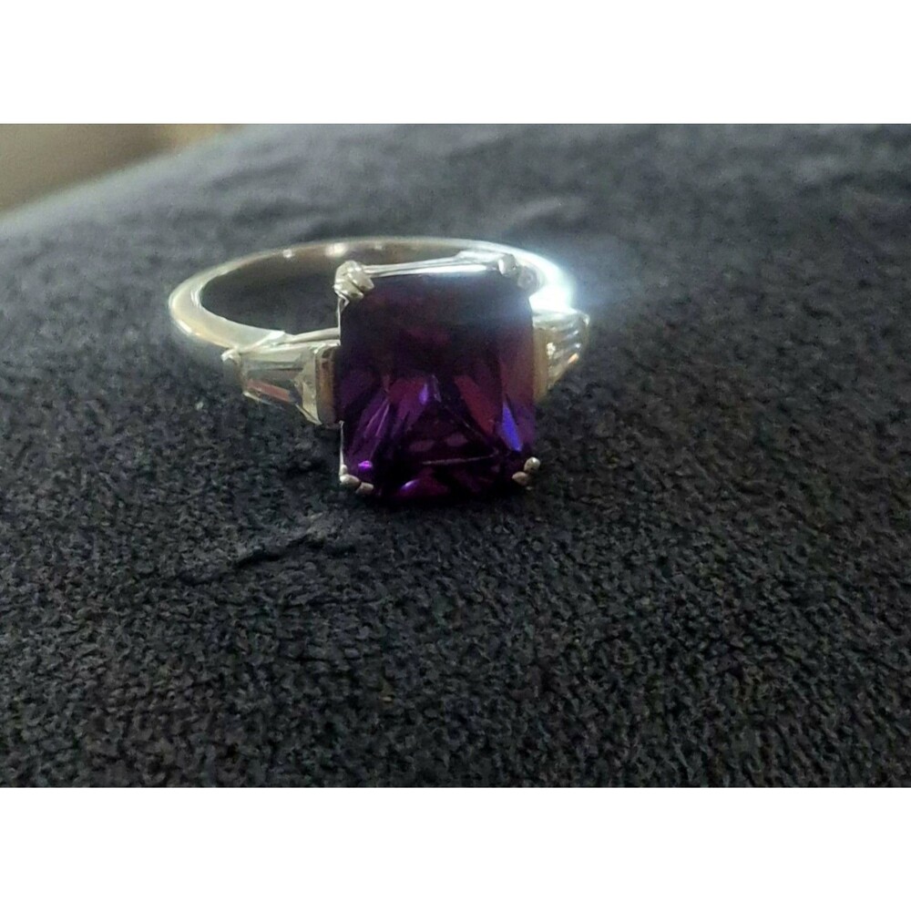 Vtg Purple Emerald Cut Cocktail Ring Size 9.5 Silver Tone Tapered CZ Accents